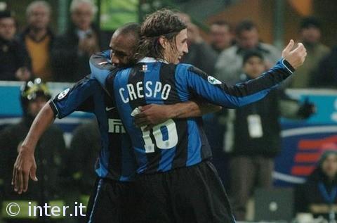 日媒：日本国门铃木彩艳预计13日在日本接受手指骨折手术（据日媒报道，日本女足门将铃木彩艳预计13日在日本接受手指骨折手术）